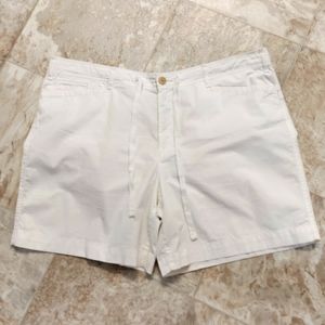 Lauren Ralph Lauren Women's White Chino Shorts size 16